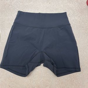 Buff bunny legacy short